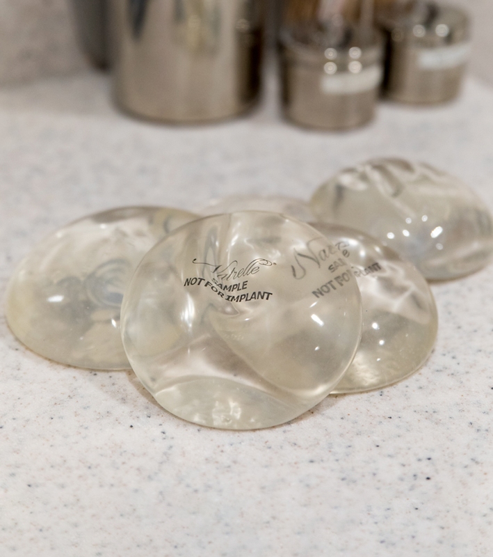 Breast implants for sample use only